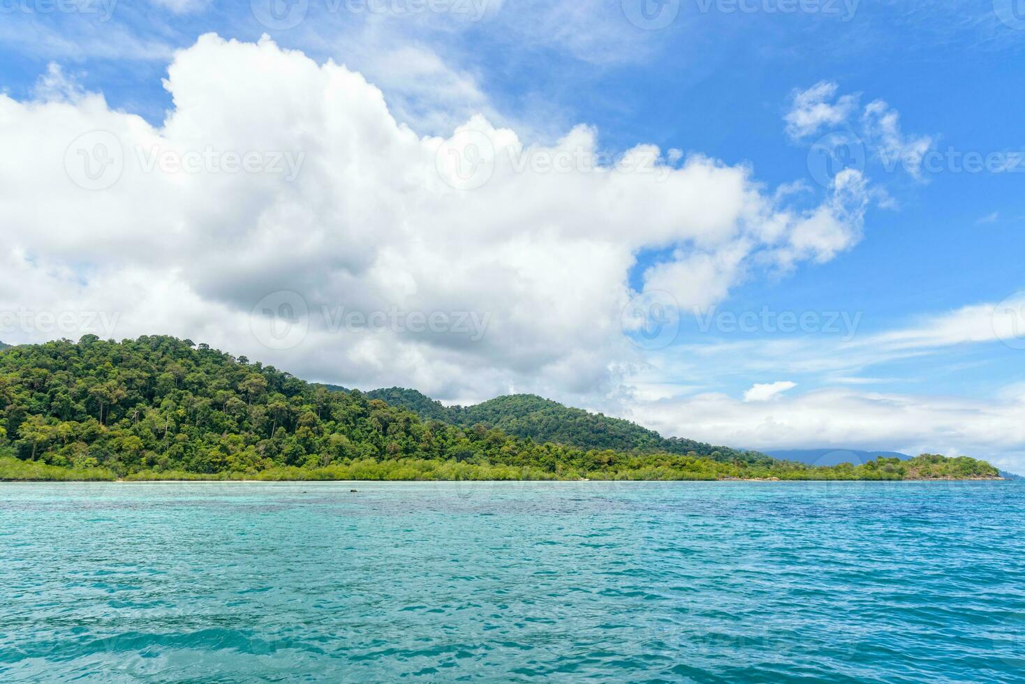 Ko Ra Wi island and sea in Thailand photo