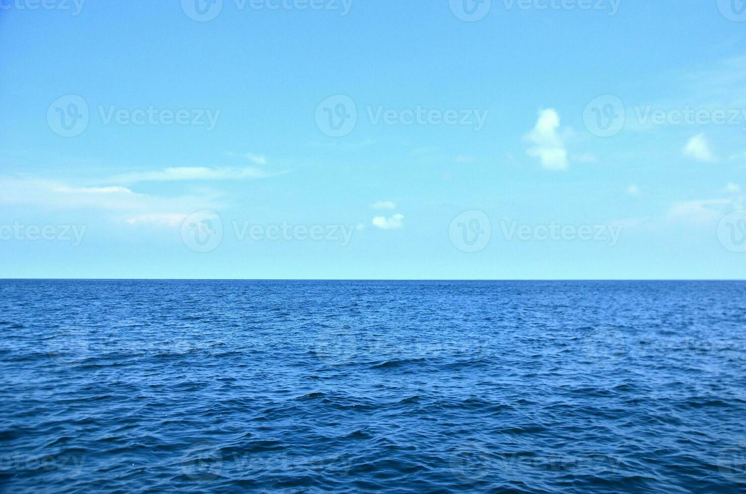rippled water surface photo
