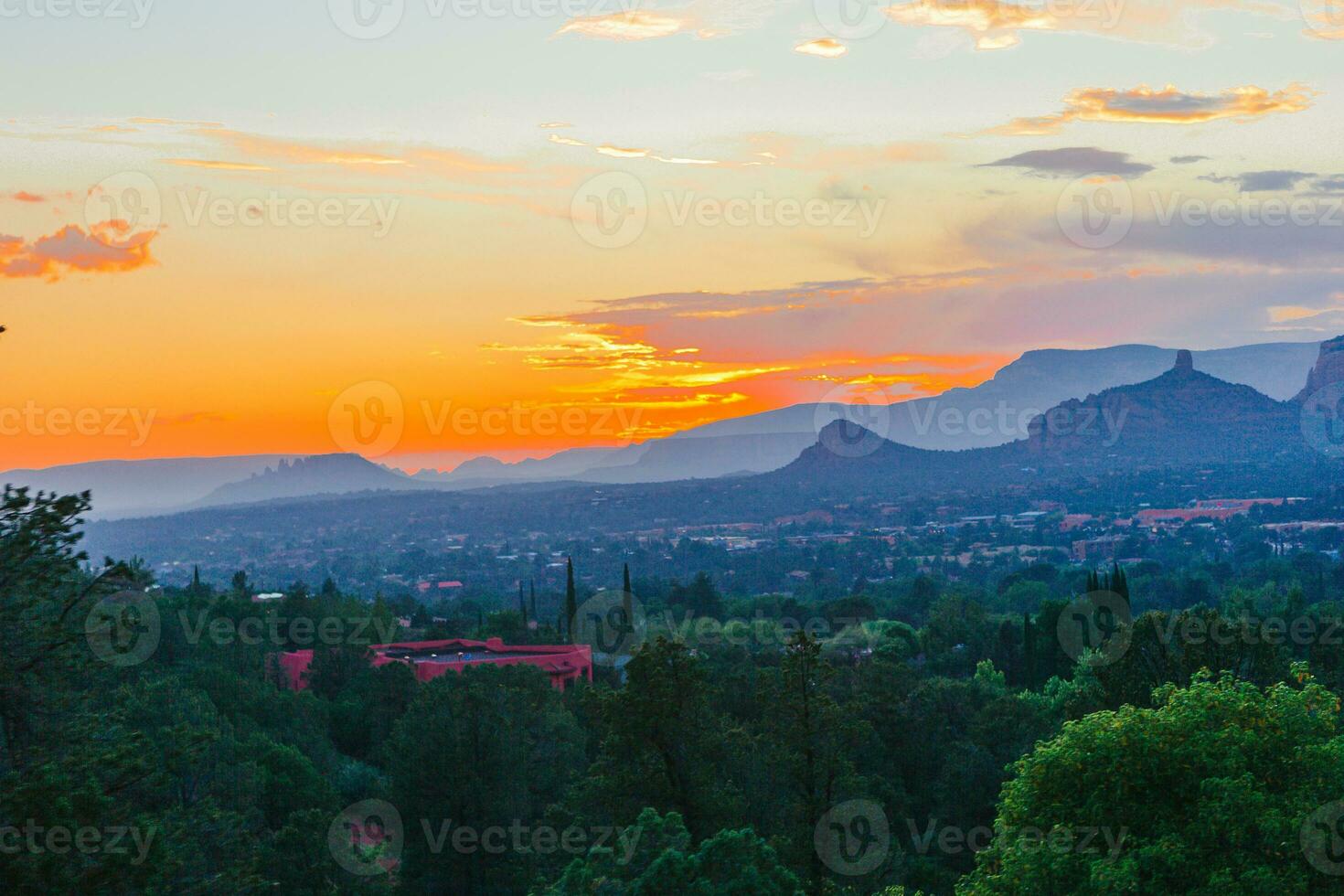 Sunset view at Sedona City at Arizona State photo