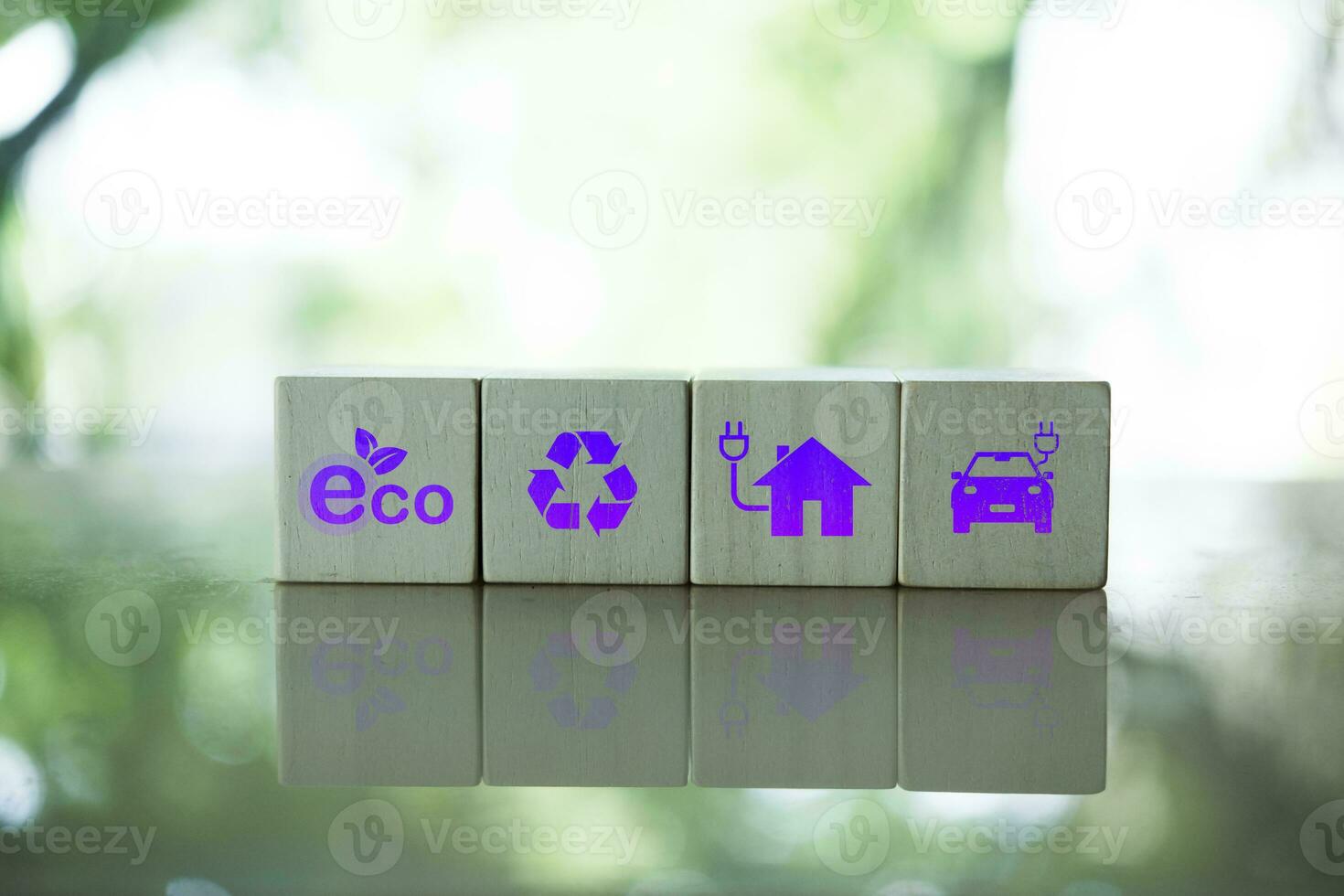 madera bloquear con renovable energía icono. idea para ambientalmente consciente, clima cambiar. foto