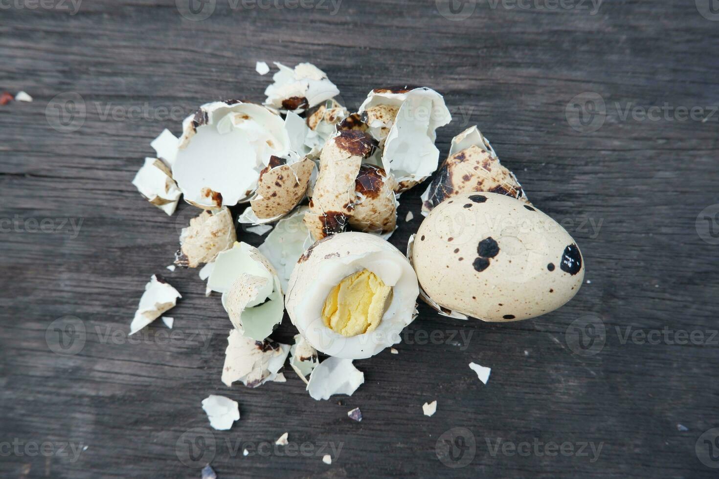 selective focus on quail eggs on wooden table, soft focus photo