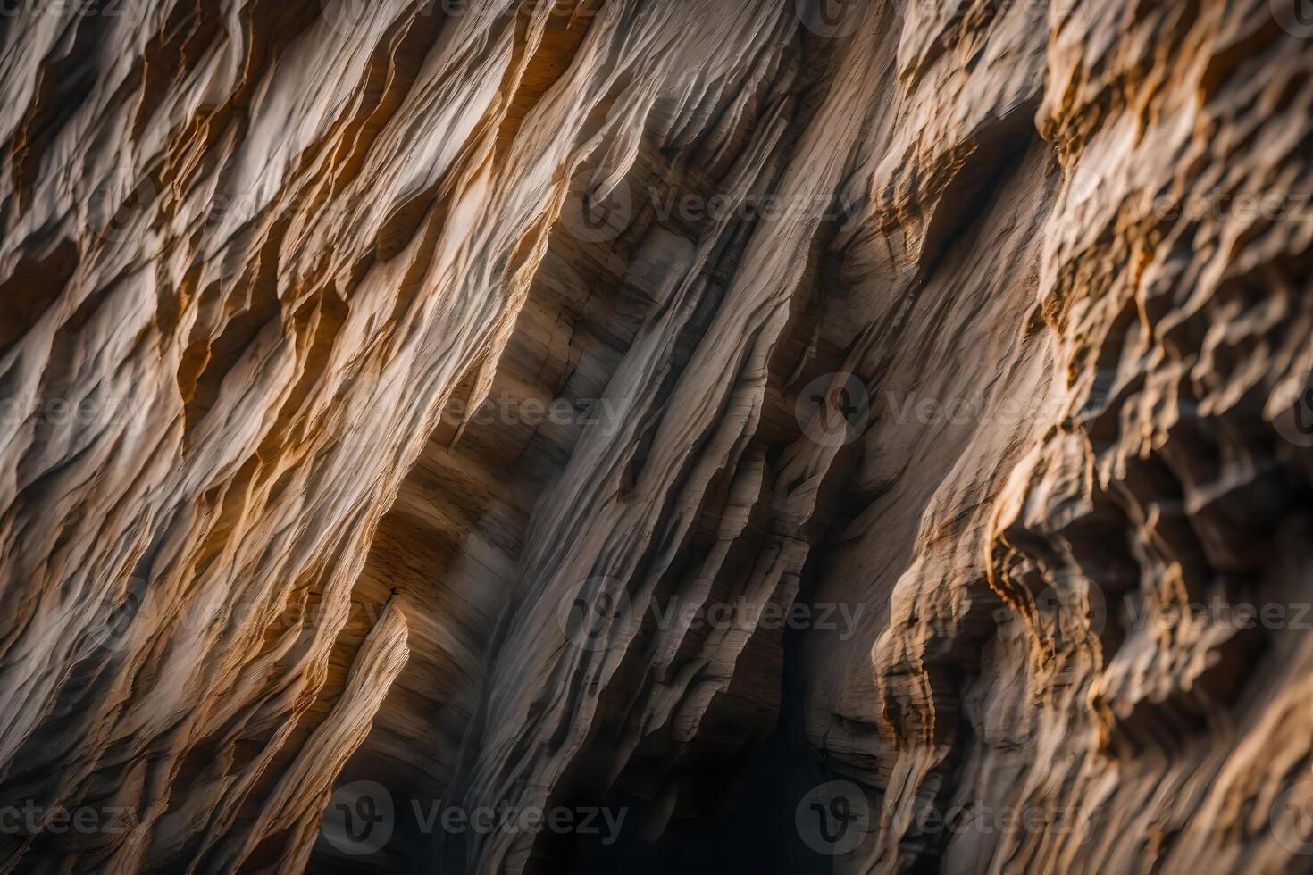 A very clear image of a cliff that looks really old. You can see how it has changed over time because of natural forces.. Creative resource, photo
