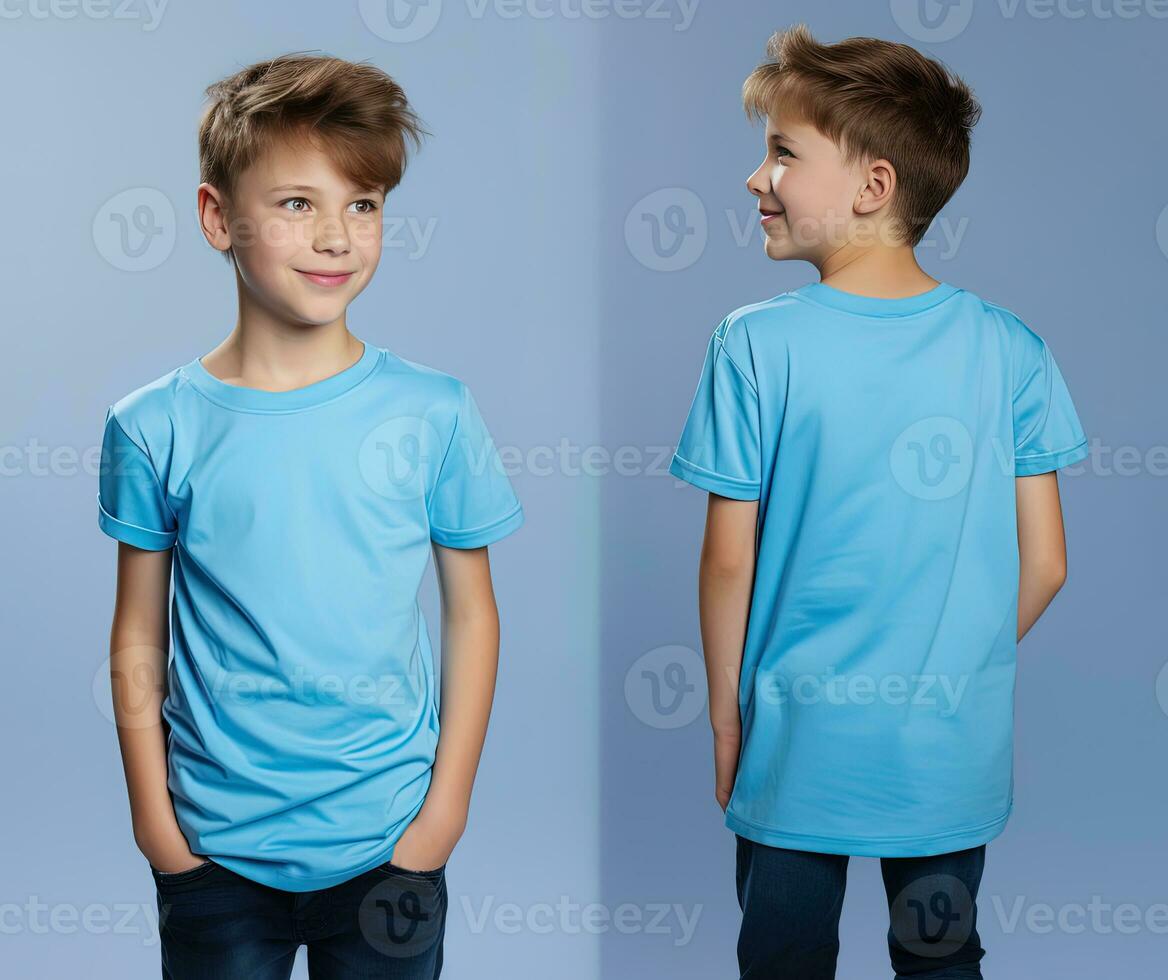 frente y espalda puntos de vista de un pequeño chico vistiendo un azul camiseta. ai generado foto
