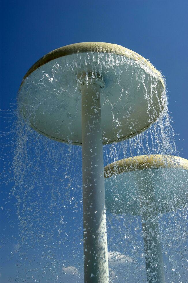 un agua fuente foto