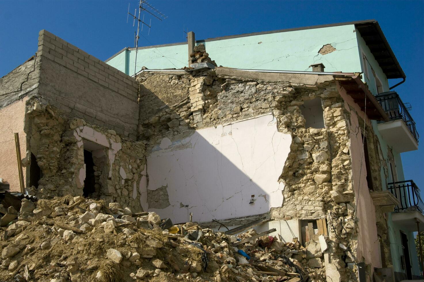 photographic documentation of the devastating earthquake in central Italy photo