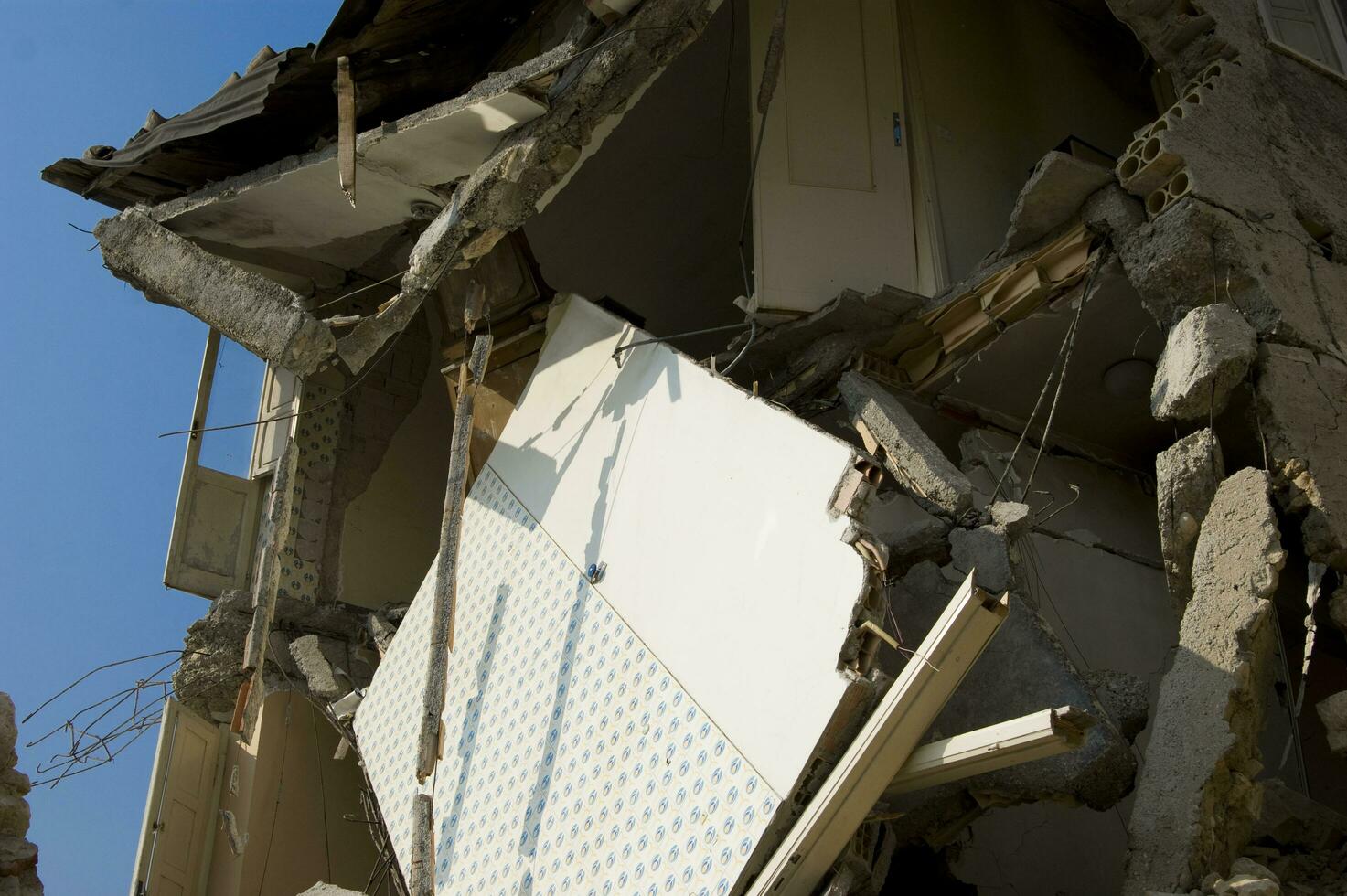 photographic documentation of the devastating earthquake in central Italy photo