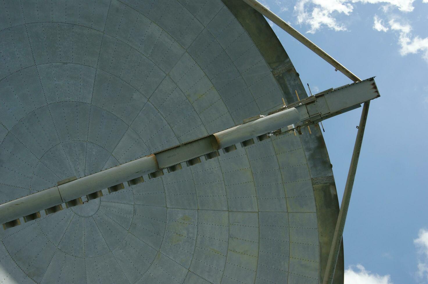 old and large disused radio antennas photo