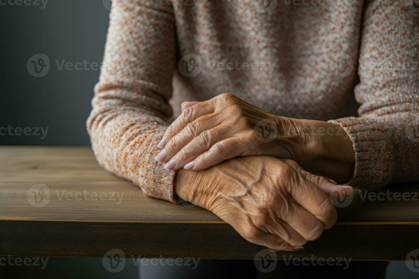 A person has Rheumatoid Arthritis photo