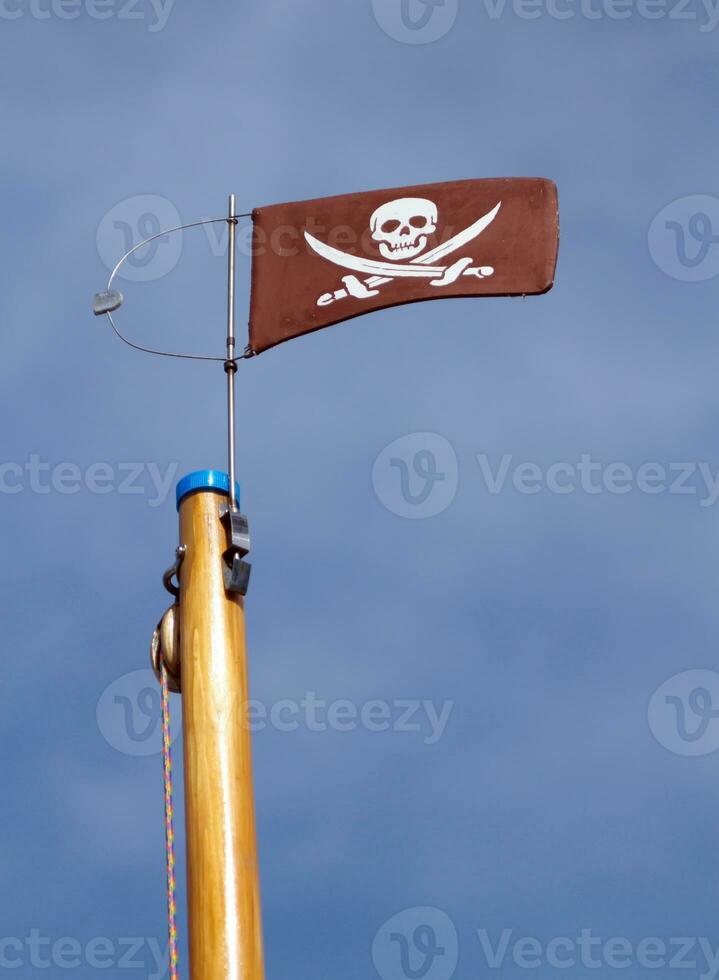 Jolly Roger skull and crossbones pirate flag photo