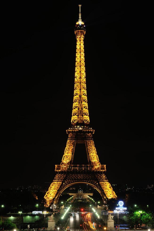 eiffet tower in paris at night photo