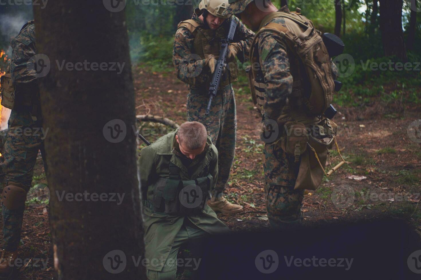 soldado en un misión foto