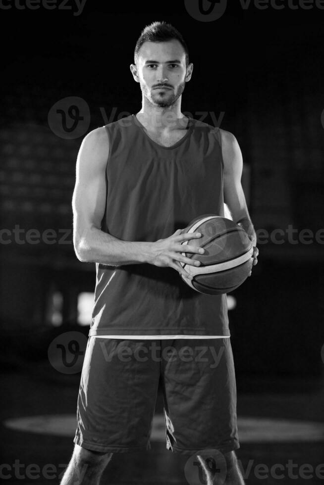 retrato de jugador de baloncesto foto