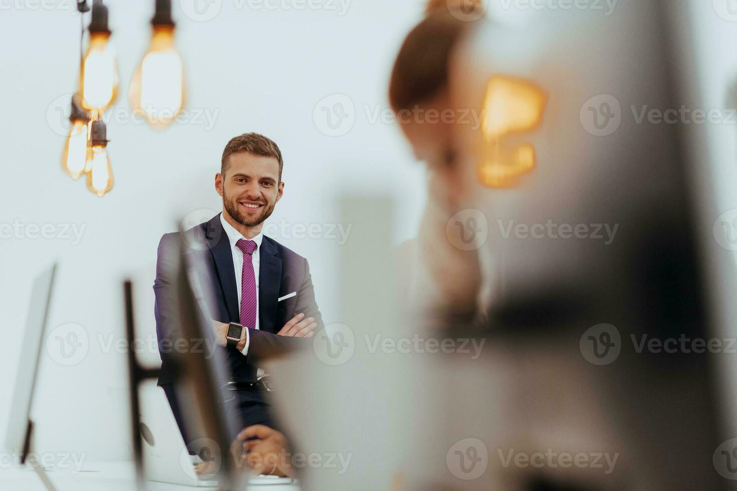 Photo portrait of a manager working in a modern company dealing with digital marketing