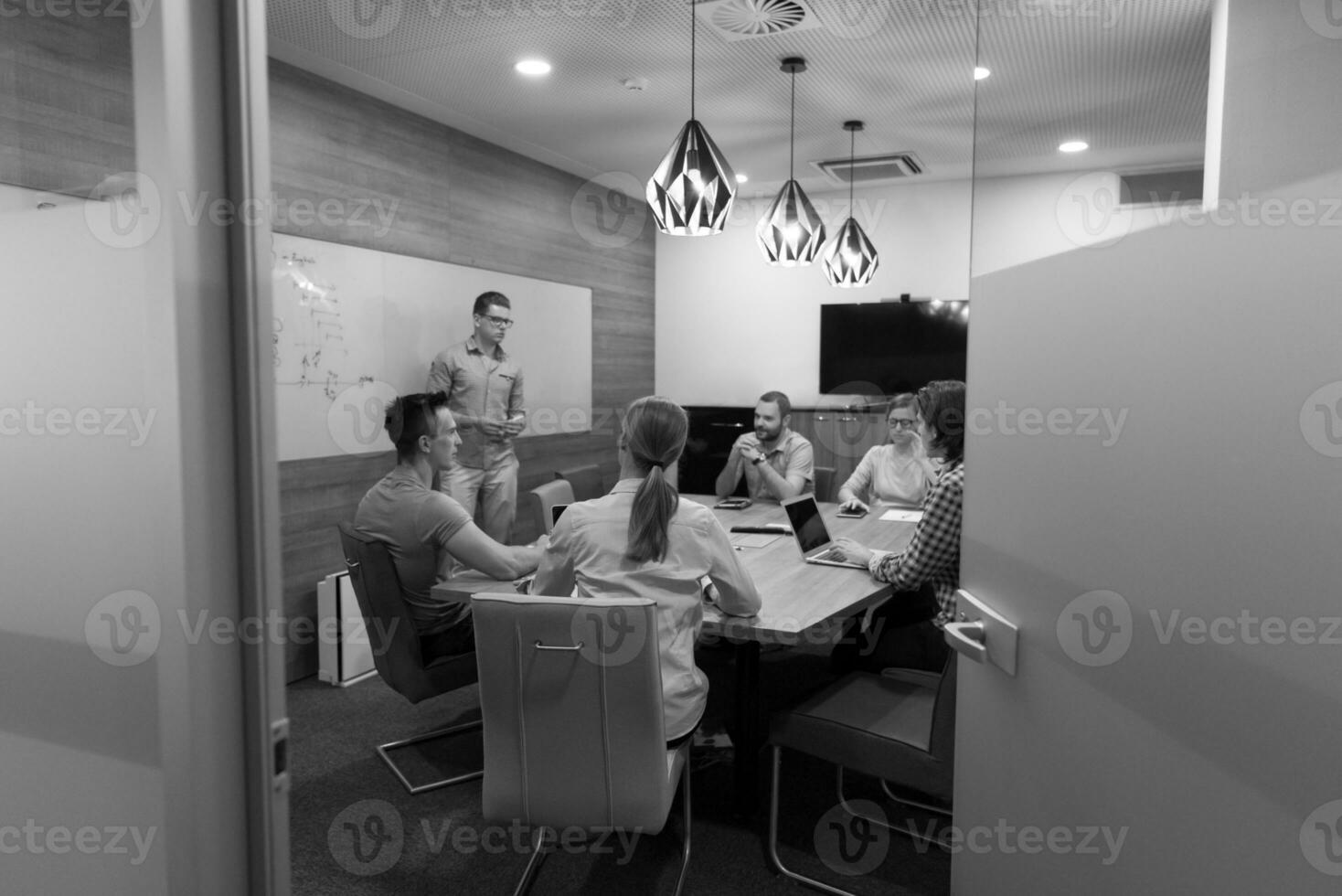 equipo de personas de negocios de inicio en reunión foto