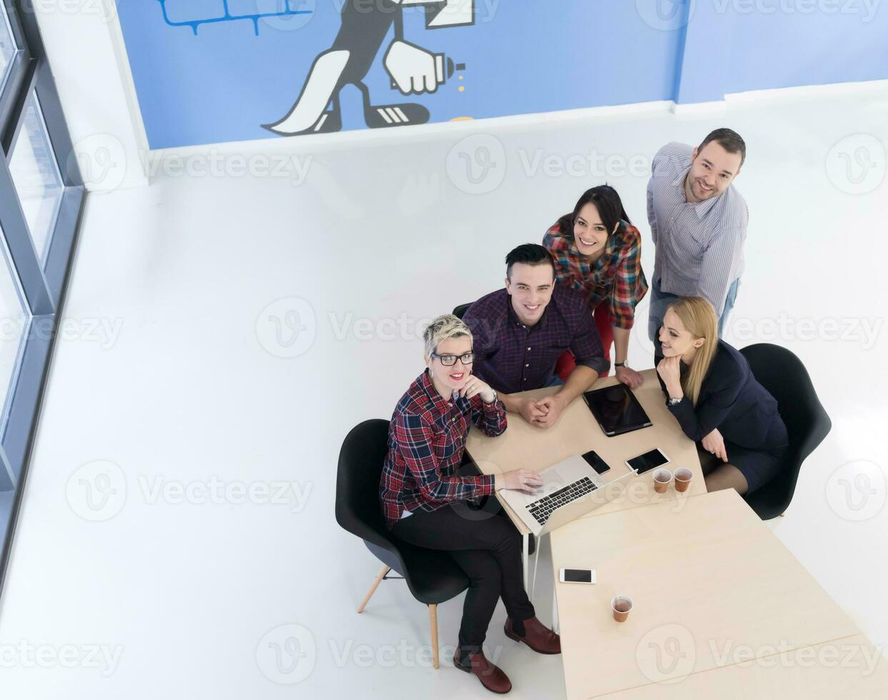 vista aérea del grupo de personas de negocios en reunión foto