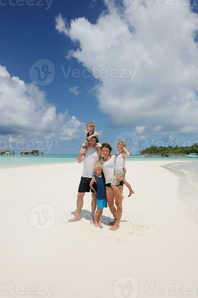 familia feliz de vacaciones foto