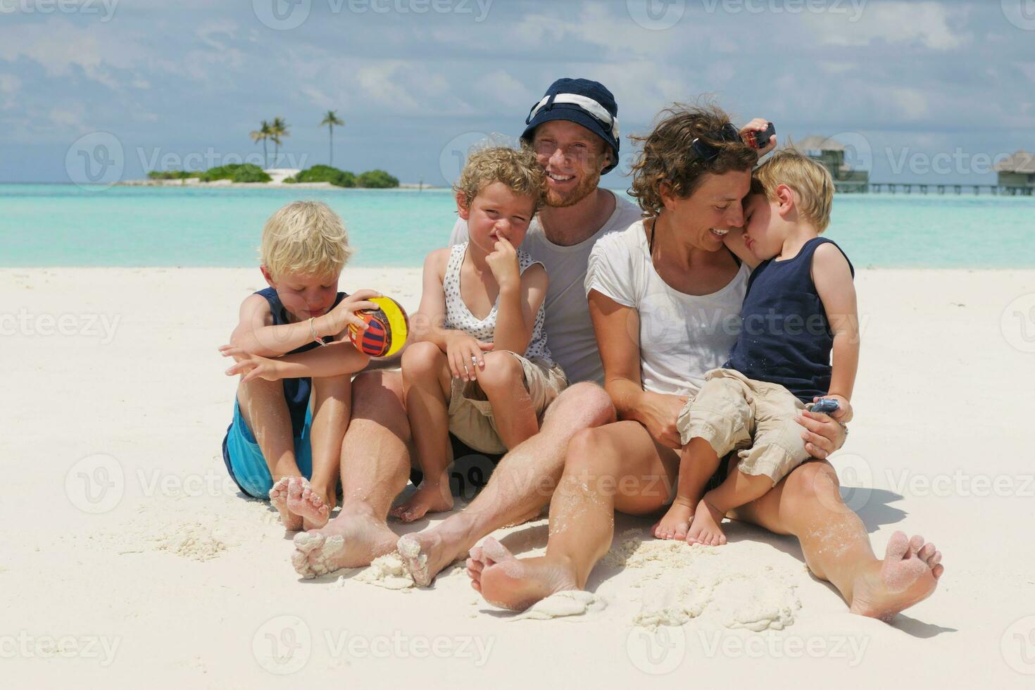 familia feliz de vacaciones foto