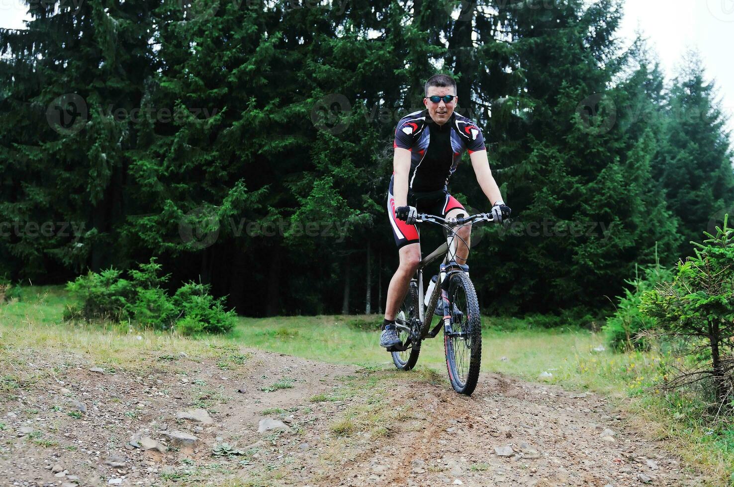 mount bike man outdoor photo