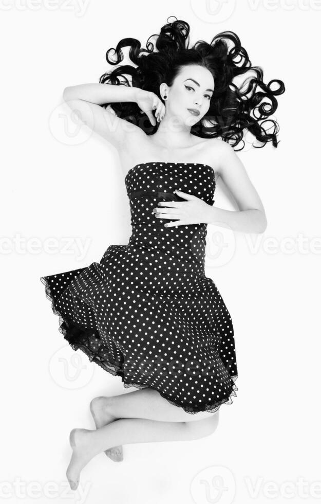 pinup fashion black and white photo