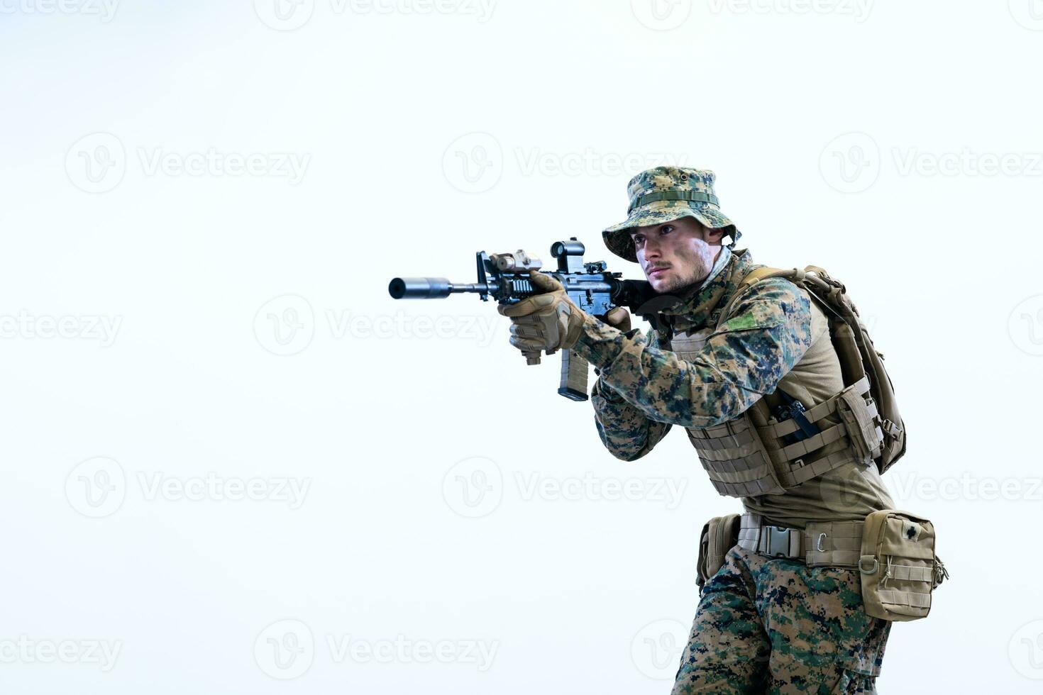 soldier in action aiming laseer sight optics photo