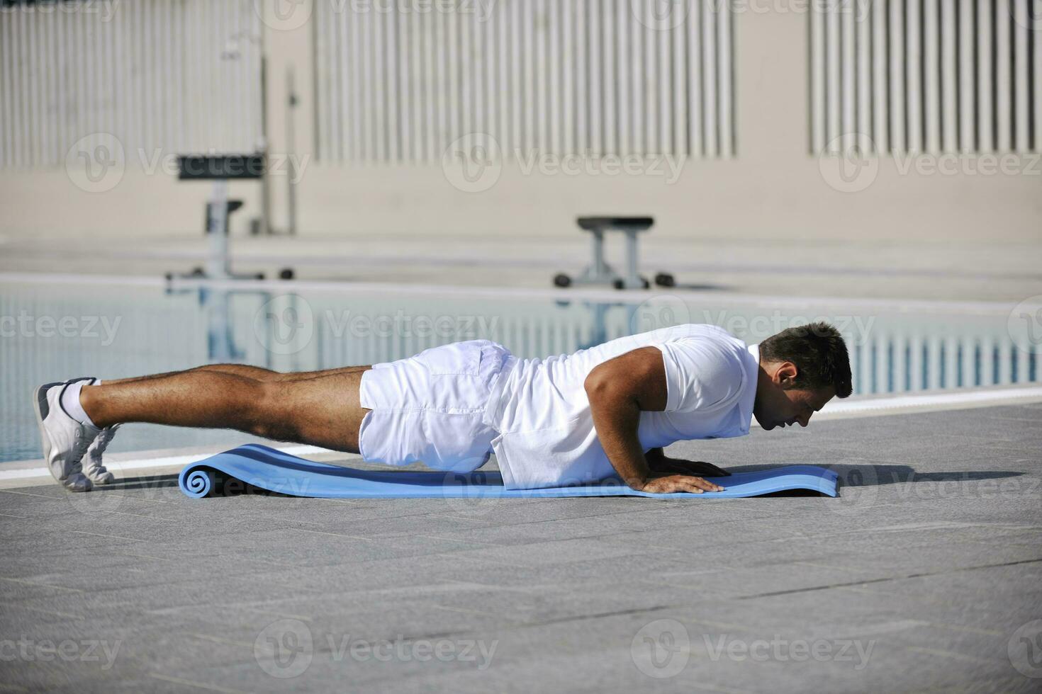 entrenamiento físico hombre foto