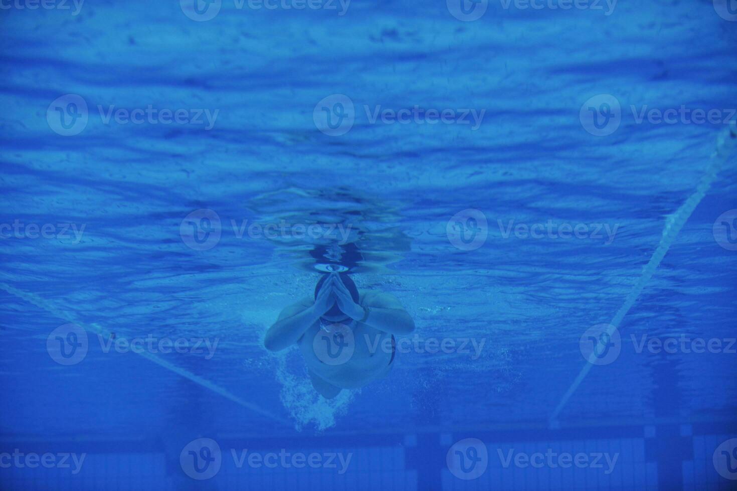 piscina bajo el agua foto