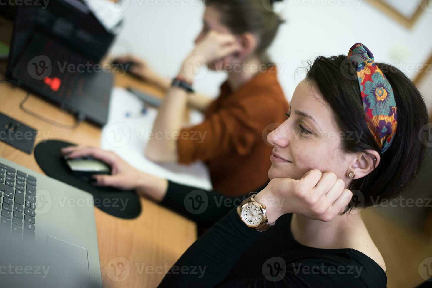 Within the heavy industry, a factory industrial engineer measures with a caliper and on a personal computer Designs a 3D model photo