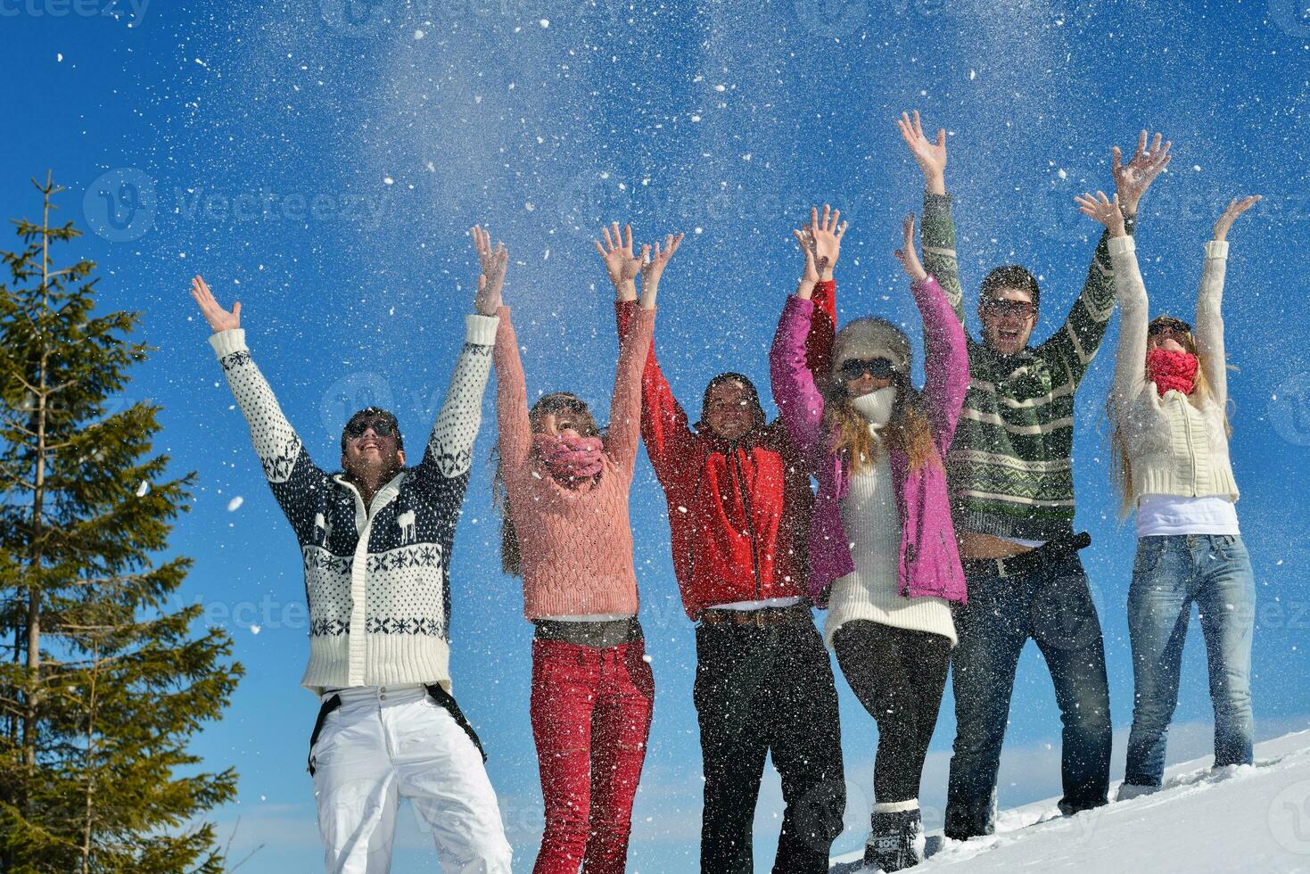 winter fun with young people group photo