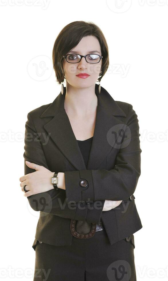 mujer de negocios que trabaja en la computadora portátil aislada en blanco foto