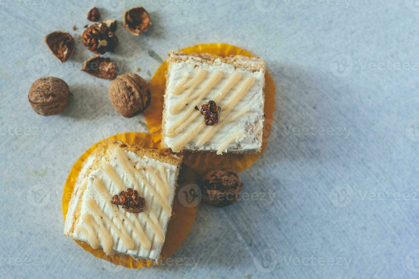 Pastry cream cake photo