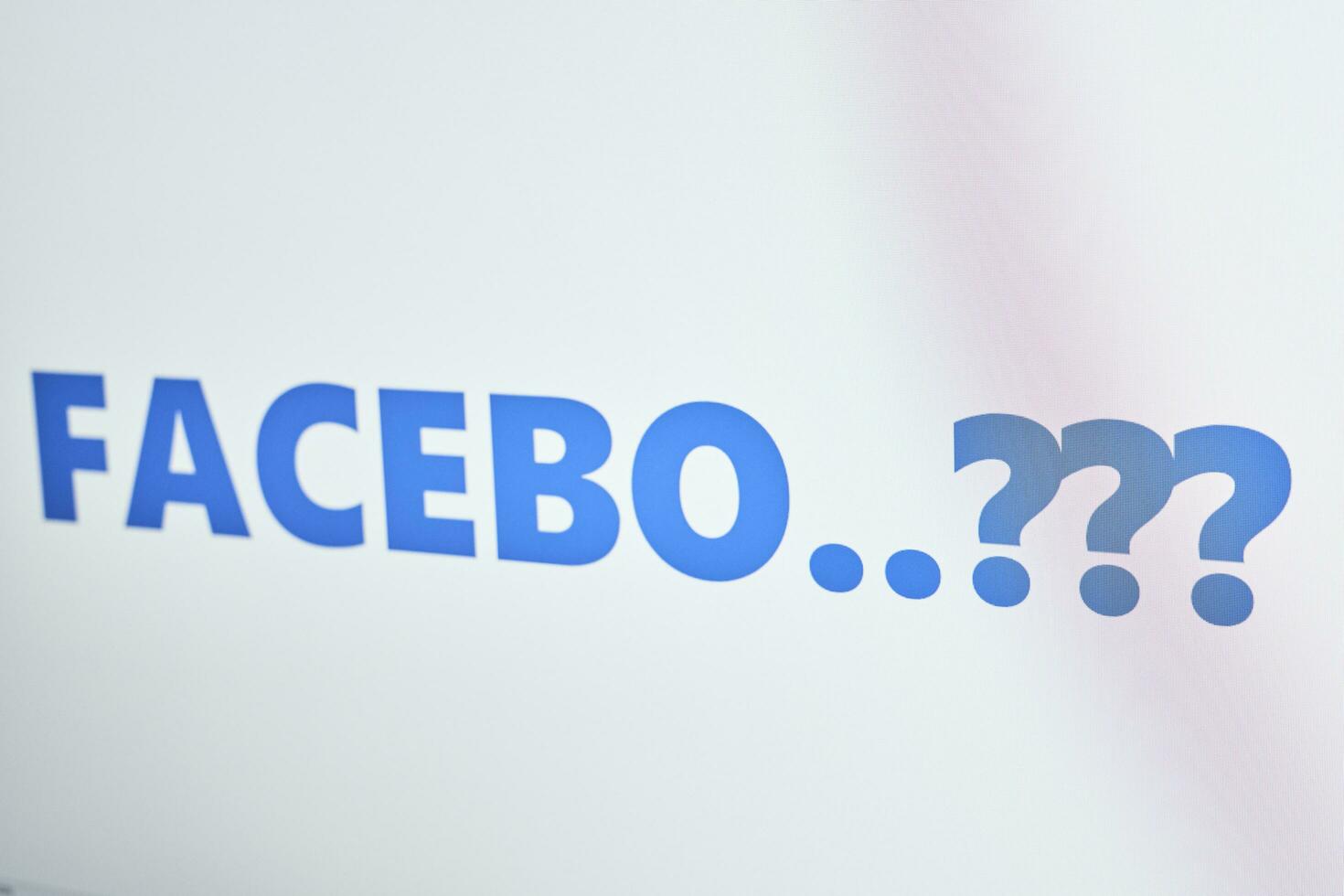 Facebook changing name photo