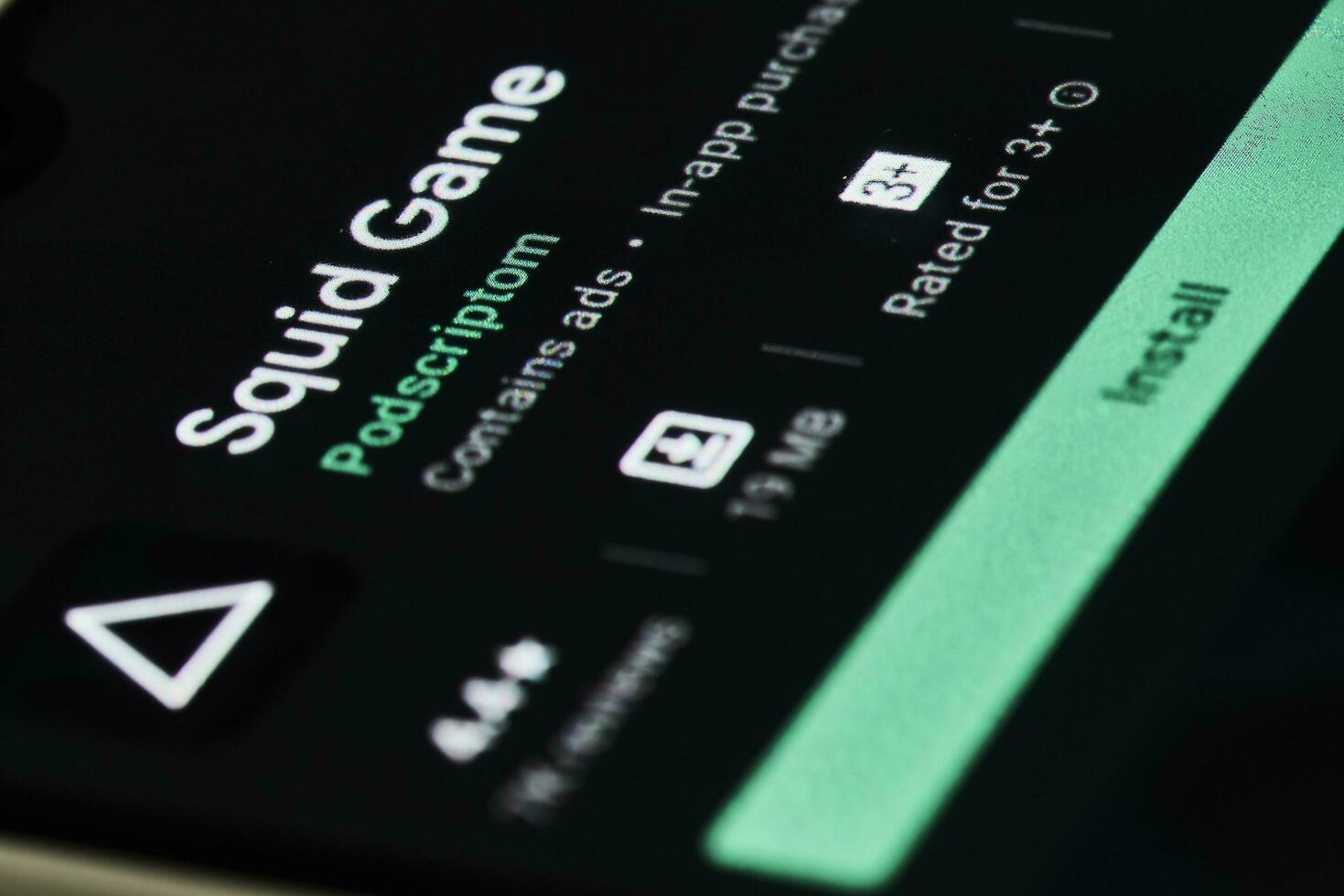 Popular Netflix new show - Squid games mobile game application photo
