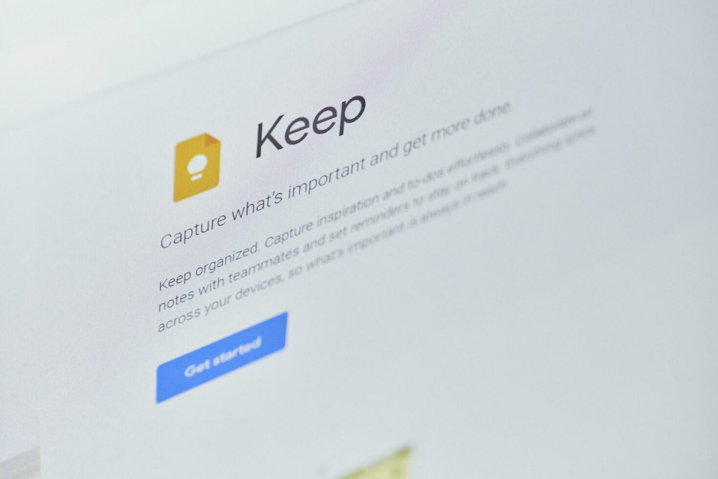 Google keep official web page on computer monitor photo