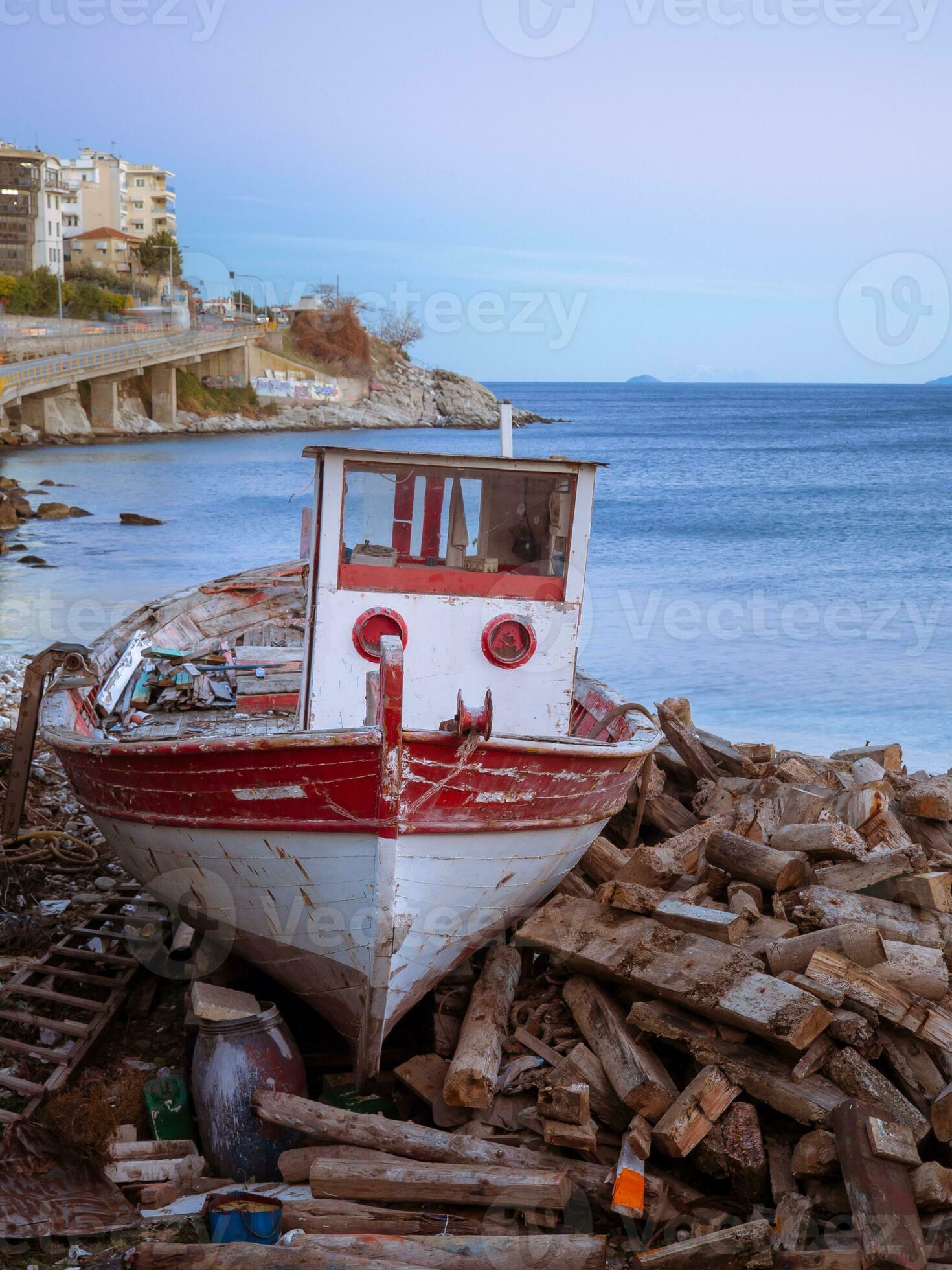 Abandoned red and white small wooden fishing boat 31203457 Stock