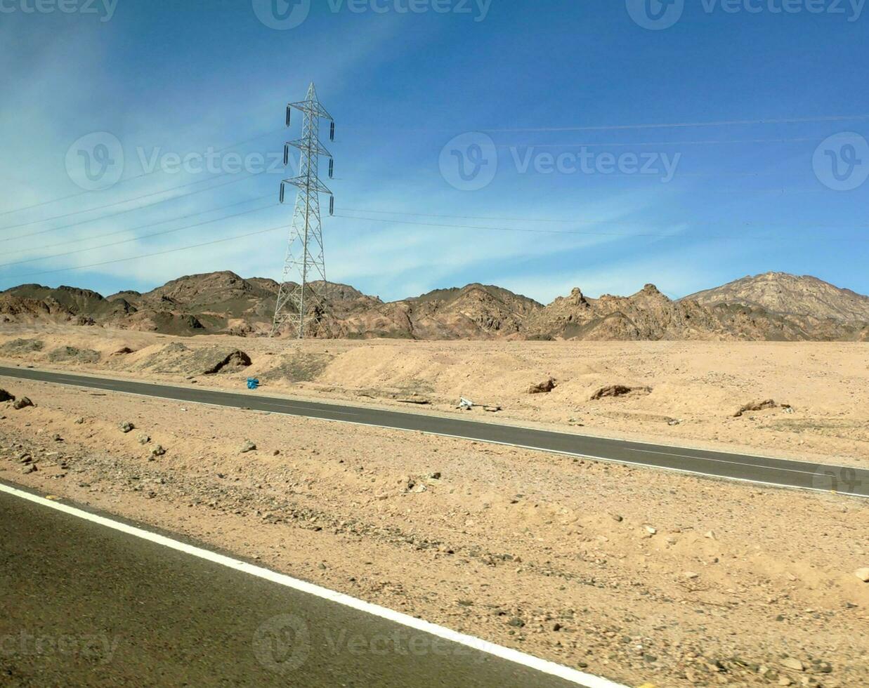 la carretera en el desierto, sinaí montañas, colinas foto