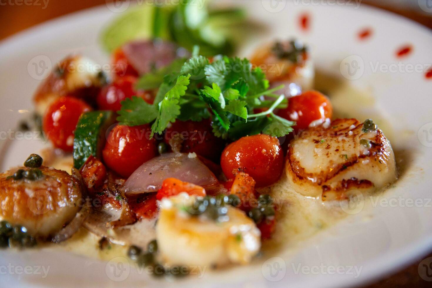 Seared Scallops with Buerre Blanc Sauce photo