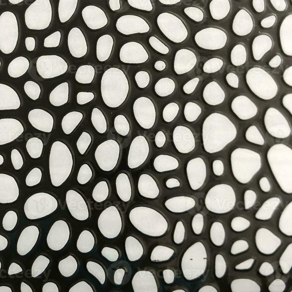 white background with black and black pattern photo