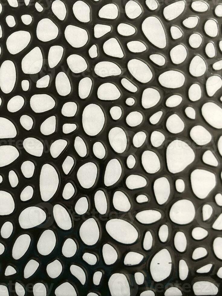 white background with black and black pattern photo