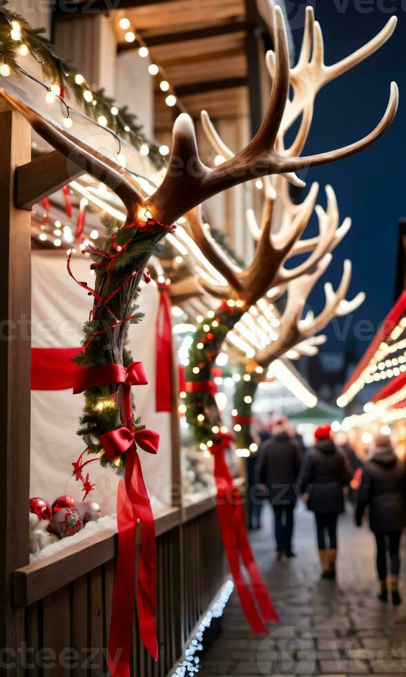 foto de Navidad reno cornamenta envuelto con hada luces y rojo cintas en un bullicioso Navidad mercado. ai generado