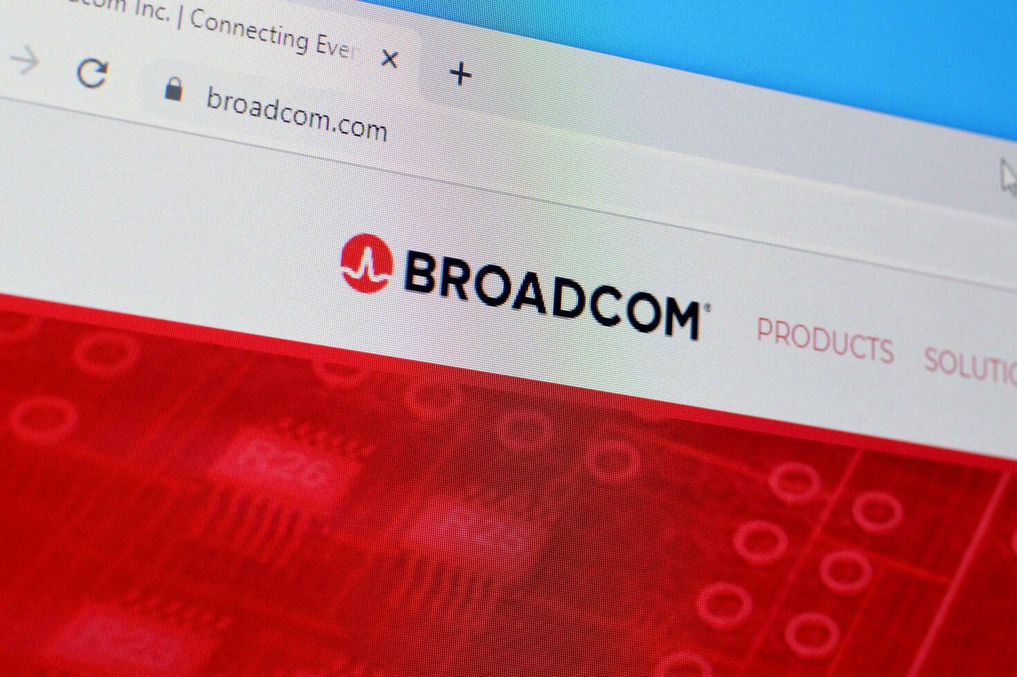 Homepage of broadcom website on the display of PC, url - broadcom.com. photo