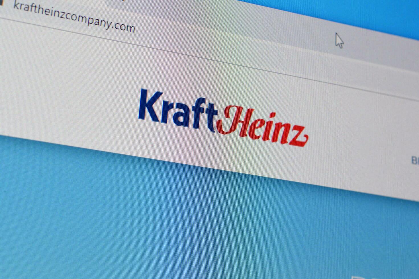 Homepage of kraft heinz company website on the display of PC, url - kraftheinzcompany.com. photo