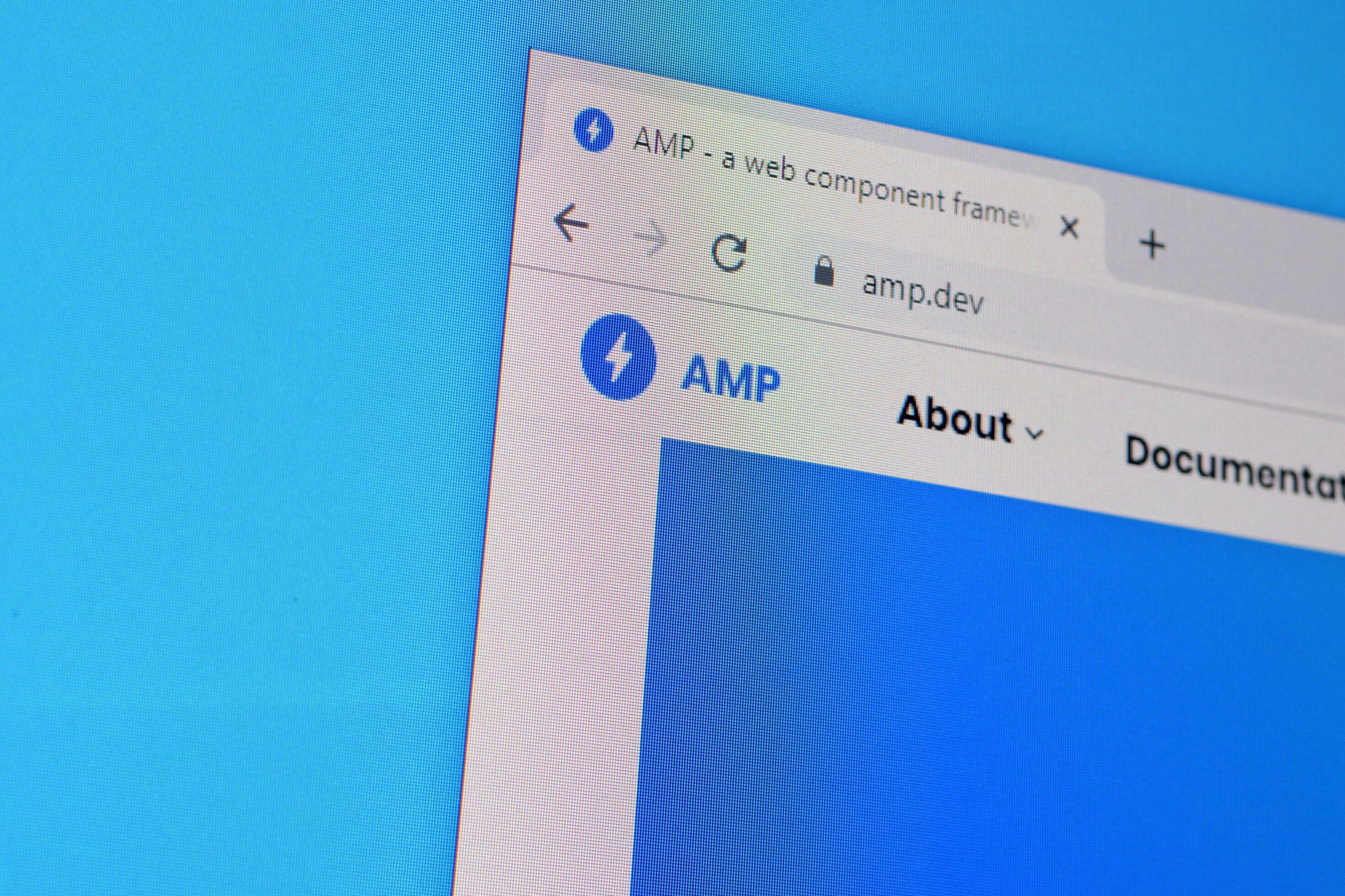 Homepage of amp website on the display of PC, url amp.dev. 31236527