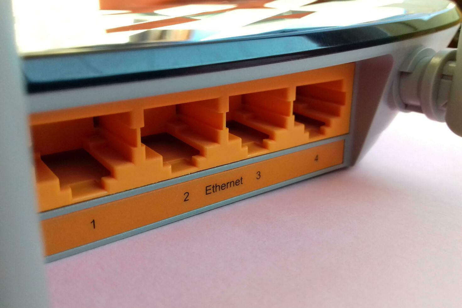 Back view of tp-link wireless internet router modem Archer C20 AC750 photo