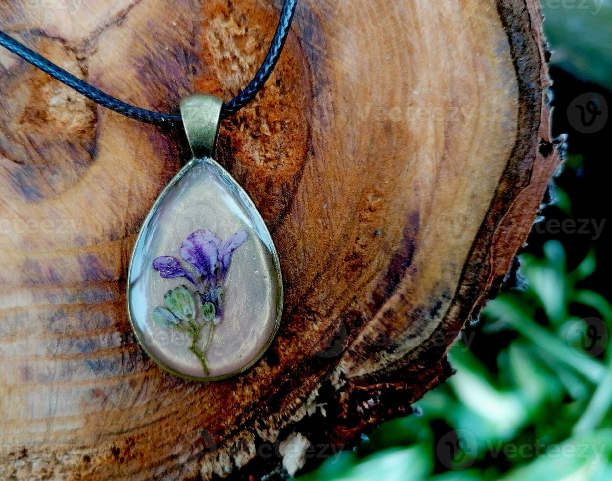 elegant handmade resin jewelry, pressed flowers in epoxy resin photo
