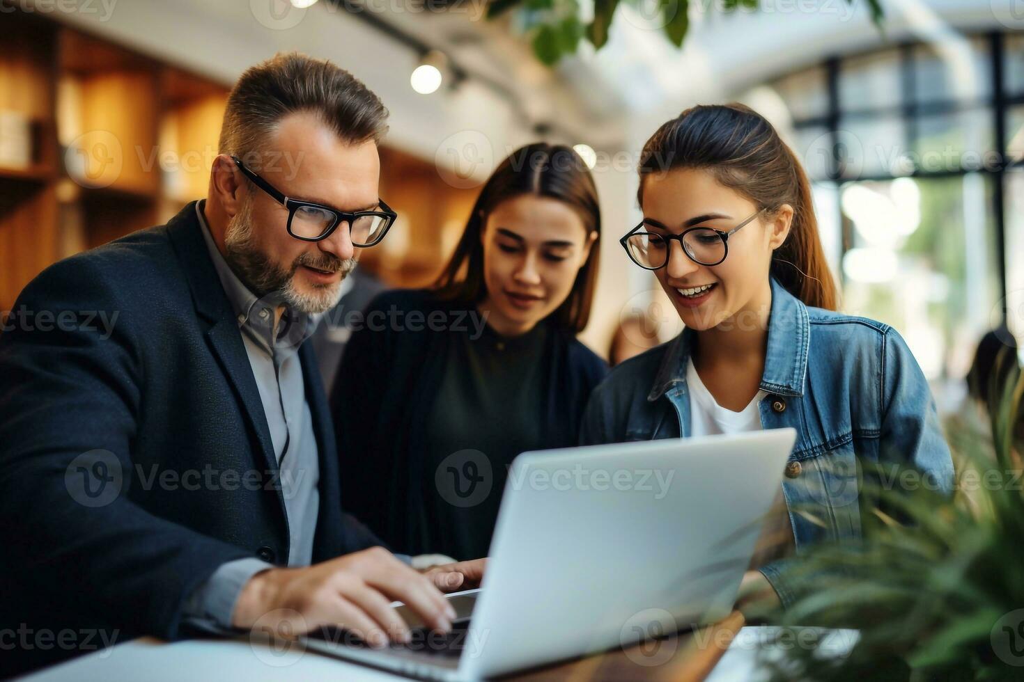 un foto de grupo de negocio personas trabajando juntos en ordenador portátil computadora en moderno oficina. generativo ai