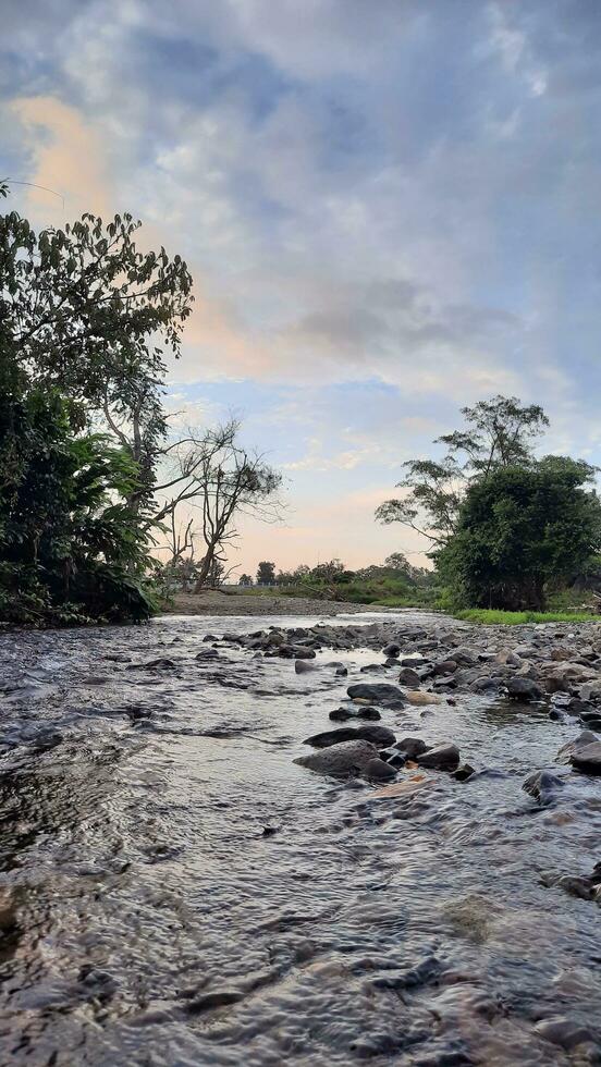 ríos y rocas foto