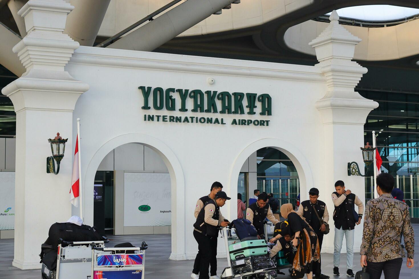 yogyakarta internacional aeropuerto sí es moderno instalaciones servicio internacional y Doméstico vuelos esta vital puerta para ambos internacional y Doméstico viajeros. kulón progreso - Indonesia 09 03 2023 foto