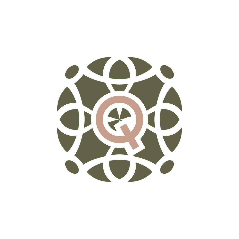Initial letter Q ornamental elegant pattern emblem frame logo vector