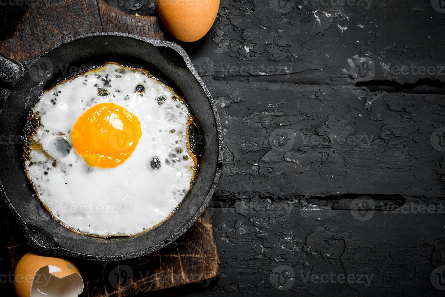 Fried egg in a frying pan. photo
