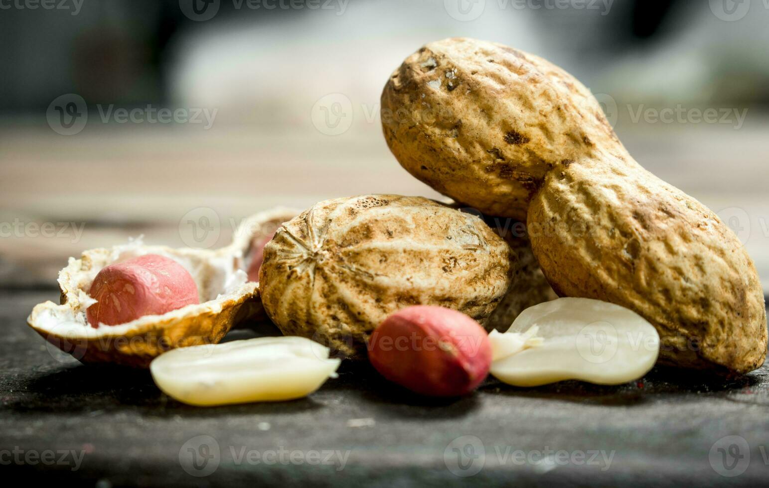 Peanuts with shells . photo